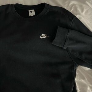 Nike Men's Black Crewneck Sweater